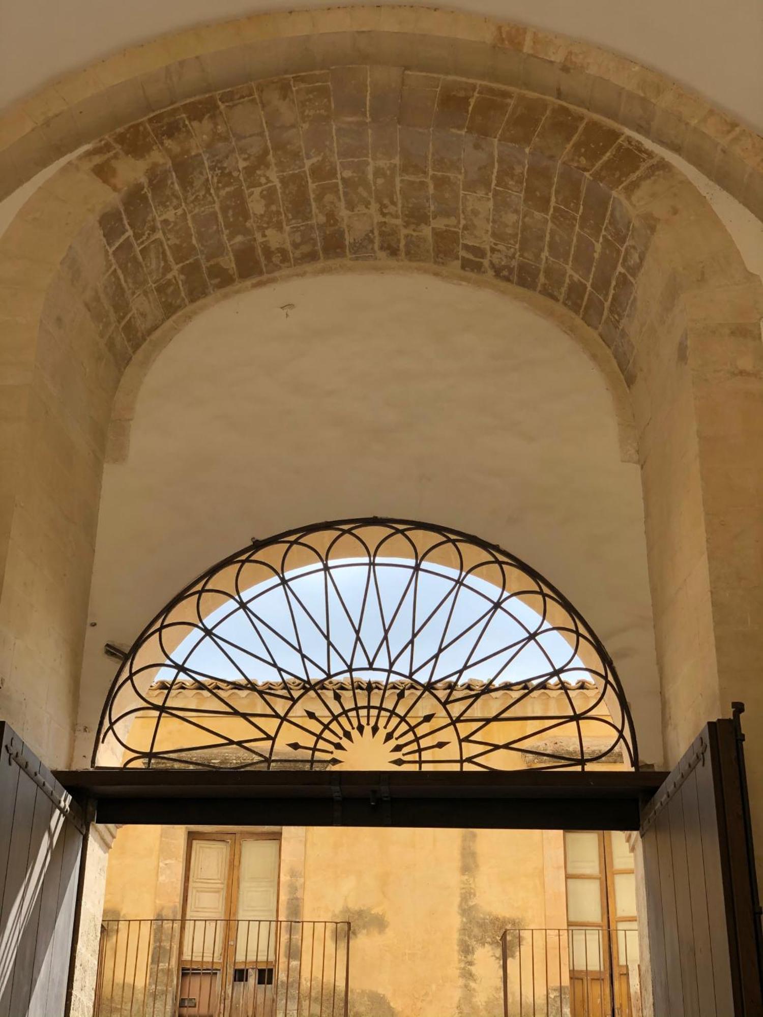 Room 55 Noto Eksteriør bilde